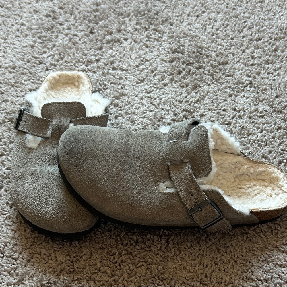 Birkenstock Shearling-Lined Suede Clog in Taupe